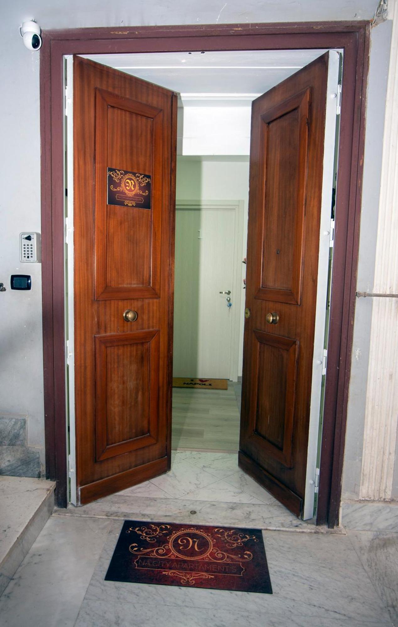 Na City Rooms Napoli Eksteriør billede